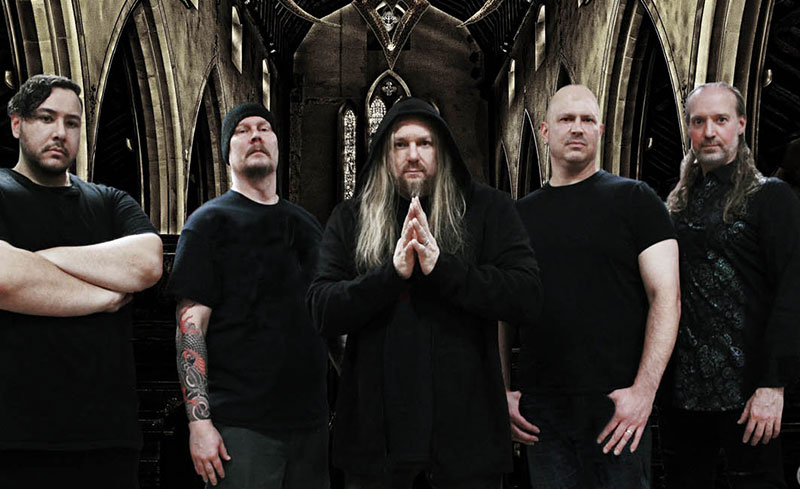 La banda estadounidense de Metal Progresivo AWAKEN ha anunciado recientemente la reedición de su álbum de larga duración "Out of the Shadows"