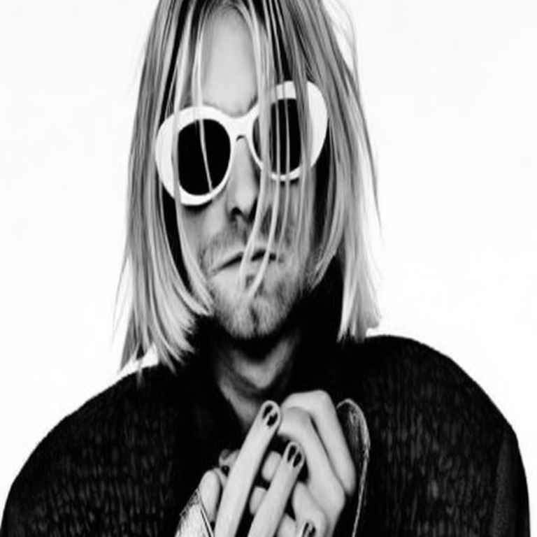 Kurt Cobain uñas pintadas